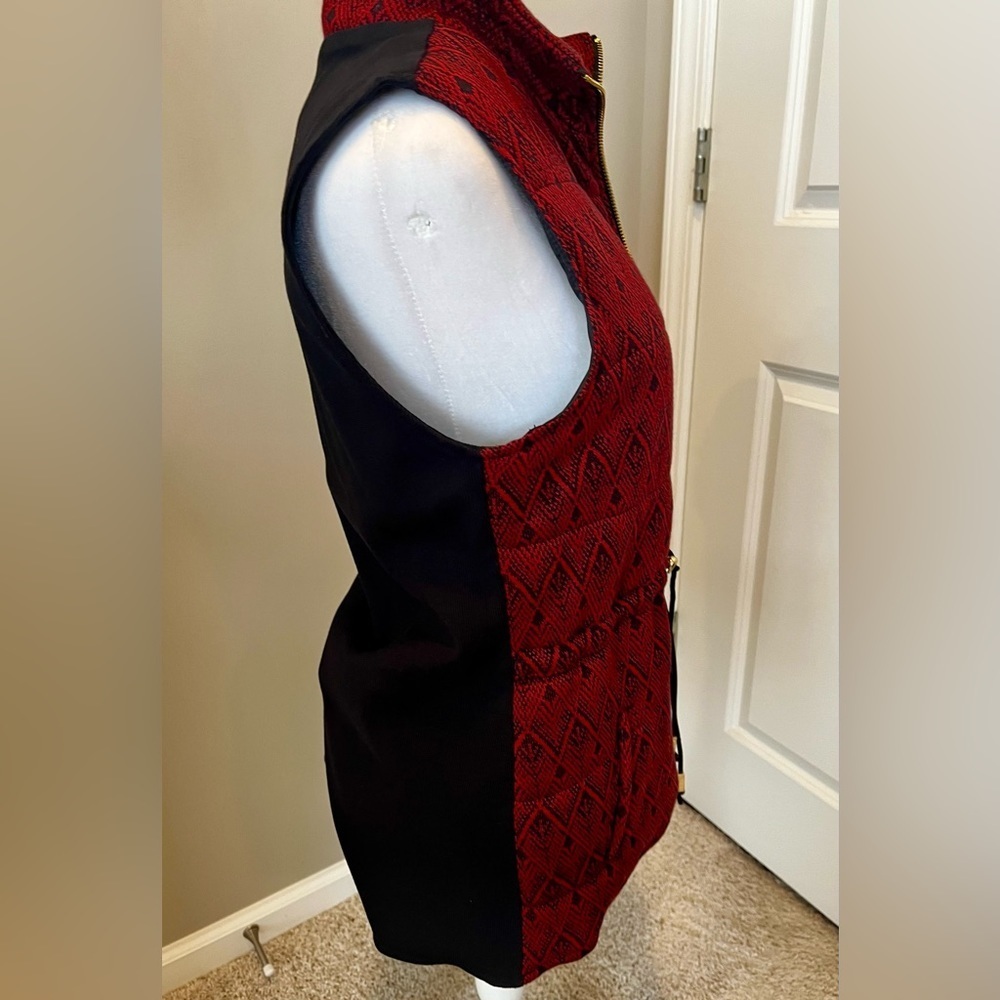 NWT Rafaella red black zip up vest. Drawstring waist.Print front black knit back - Picture 6 of 15